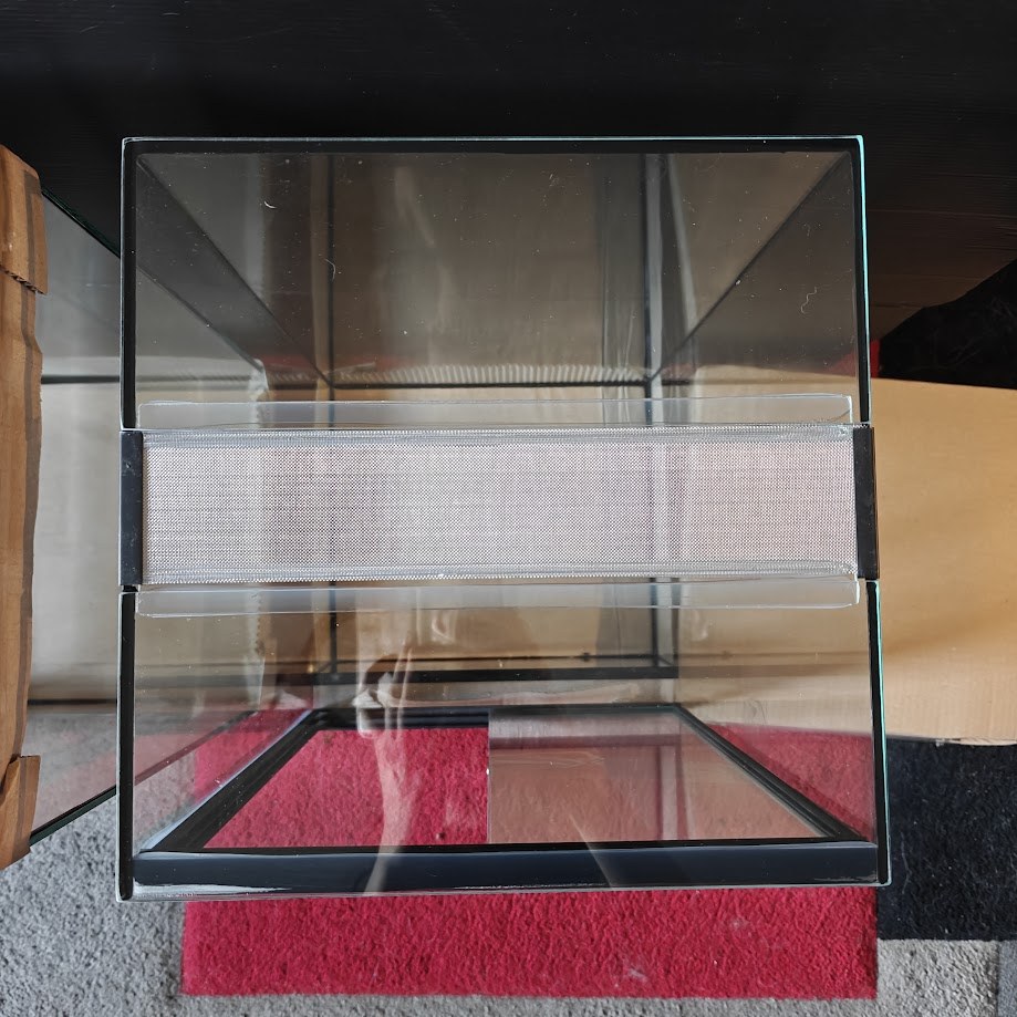 Terrarium szklane z drzwiczkami na zawiasach 40×40×60 cm